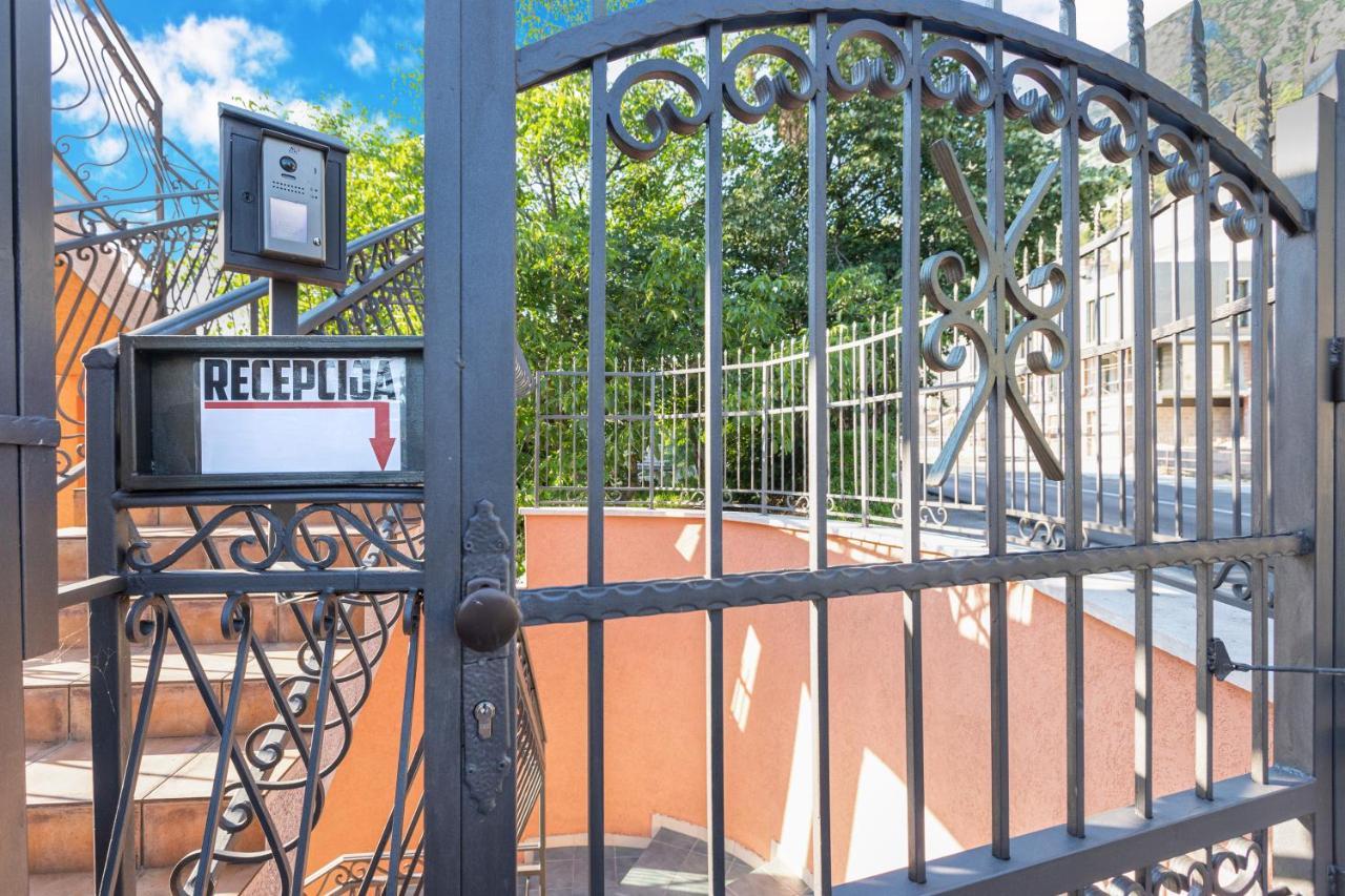 Apartments Boka Heart Kotor Exterior photo